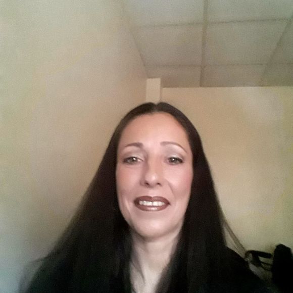 Meet your Posher, Allison - Picture 1 of 1